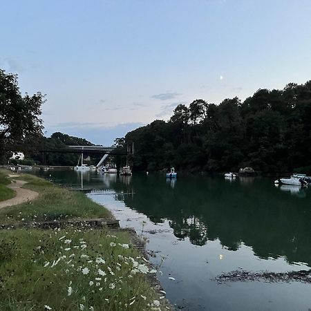 Appartement T2 Vue Sur La Riviere Avec Garage Privatif - Port De Saint-Goustan أوري المظهر الخارجي الصورة