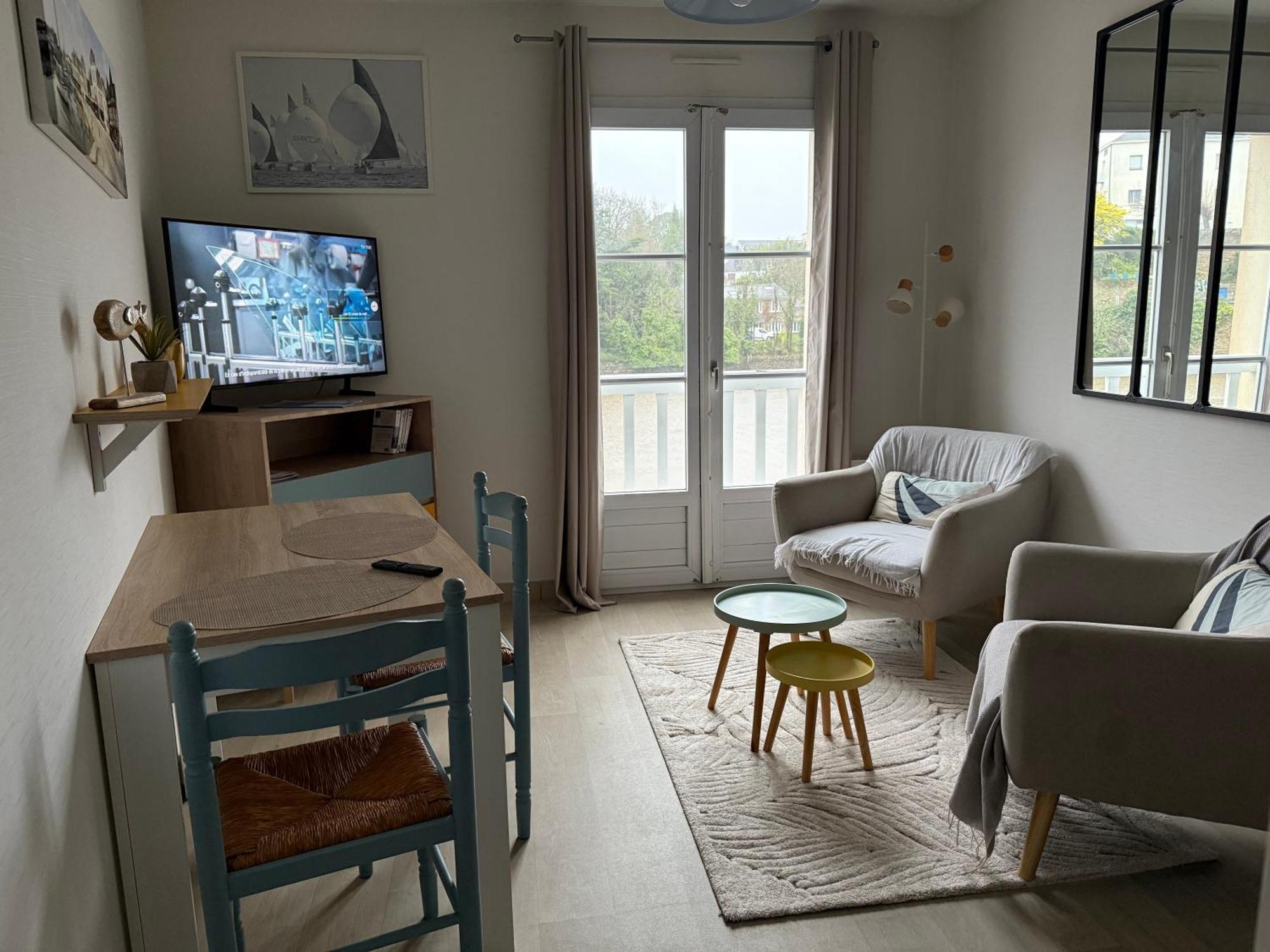 Appartement T2 Vue Sur La Riviere Avec Garage Privatif - Port De Saint-Goustan أوري المظهر الخارجي الصورة